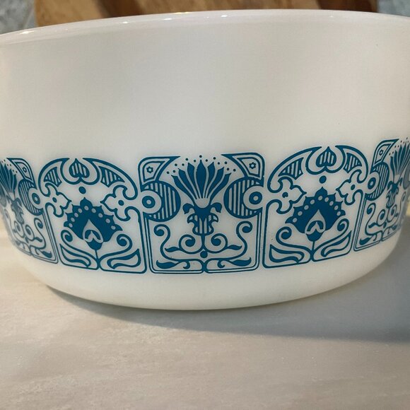 Vintage Pyrex Horizon Blue Casserole Dish 475 B 2.5 Quart Blue on White No Lid - Picture 4 of 7